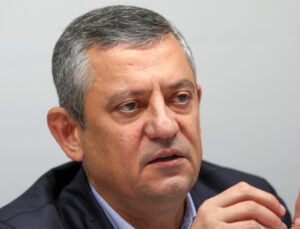 CHP Lideri Özgür Özel, Melih Meriç’e yönelik saldırıyı sert sözlerle kınadı